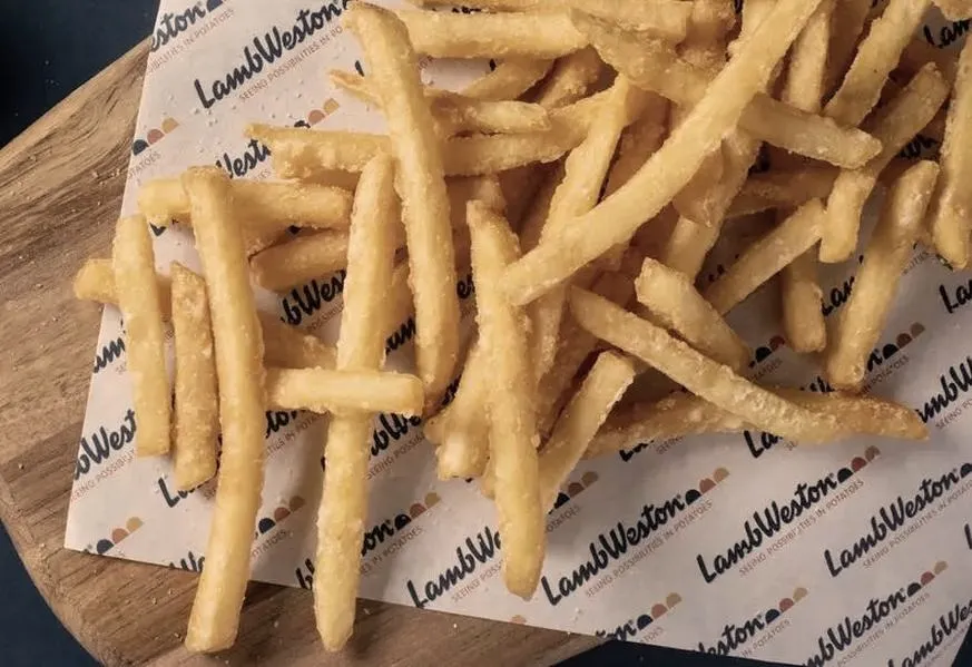 Chrupiące frytki w garnku – jak je zrobić, aby były naprawdę smaczne?