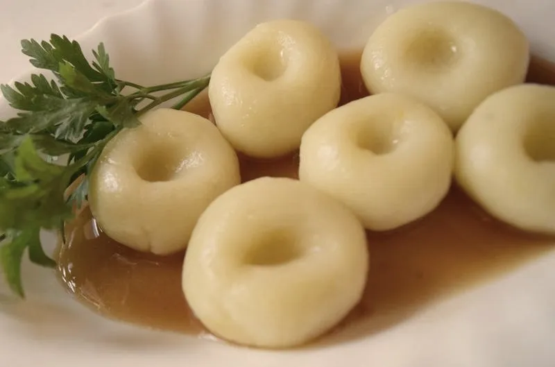 Ile kcal ma kluska śląska? Oto zaskakujące fakty, które warto znać!