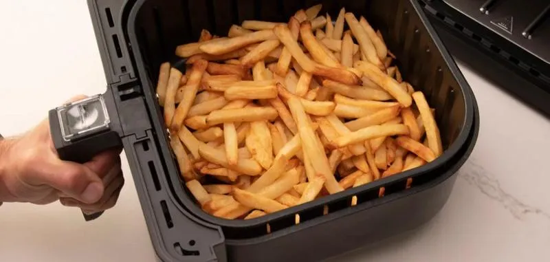 Sekrety idealnych frytek w frytkownicy beztłuszczowej – proste triki na chrupkość