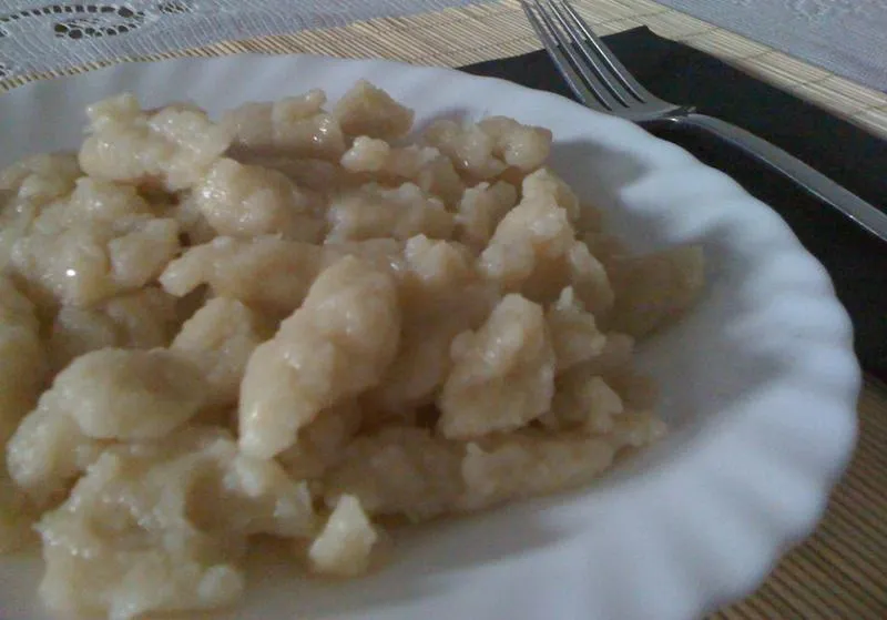 Sekrety idealnych klusek ziemniaczanych – jak uniknąć twardości? Sprawdzone sposoby!