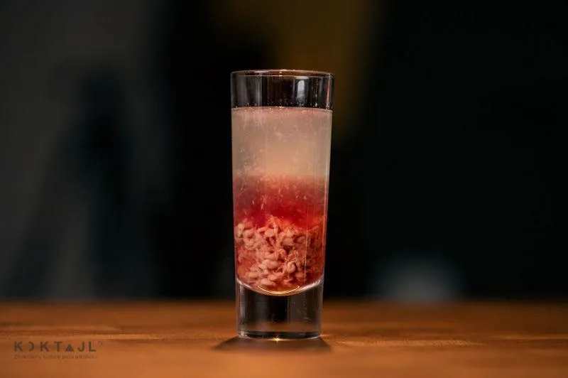 Strasznie smaczny przepis na małpi mózg – odkryj, jak przygotować efektowny shot na Halloween!