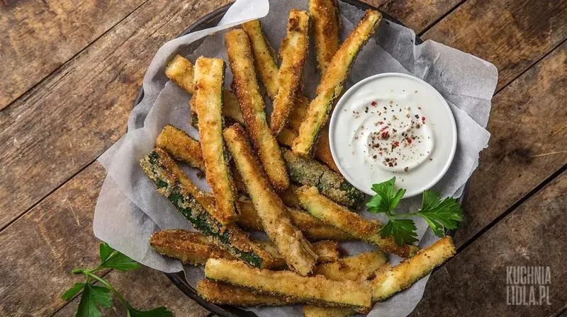 Wyjątkowe frytki z cukinii, które oczarują smakiem i chrupkością