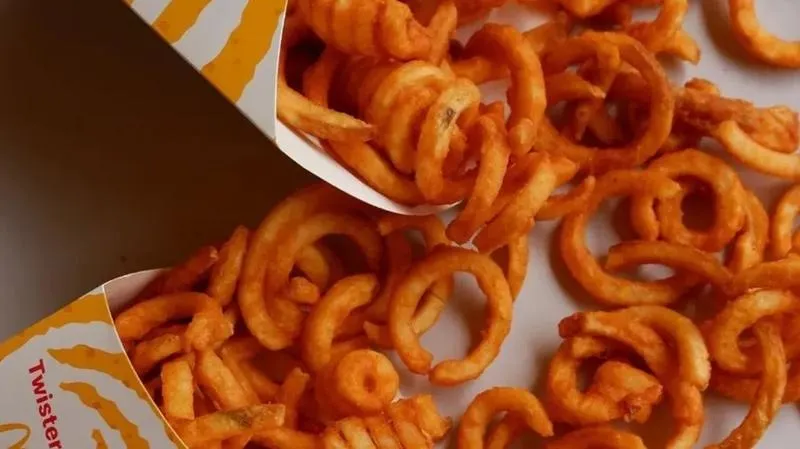 Zakręcone frytki McDonald's: Powrót ulubionego przysmaku i kilka ciekawostek