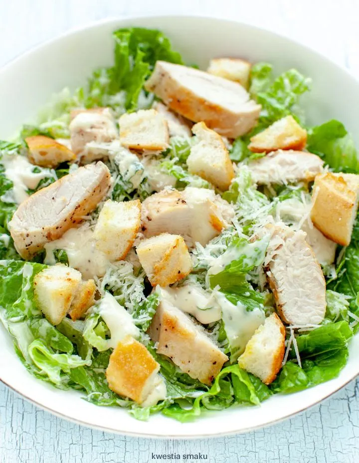 Ile kcal ma sałatka Cezar