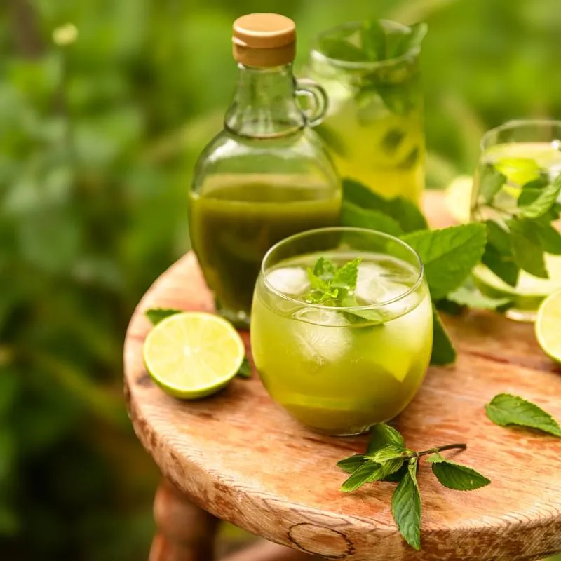 Przepisy na orzeźwiające koktajle